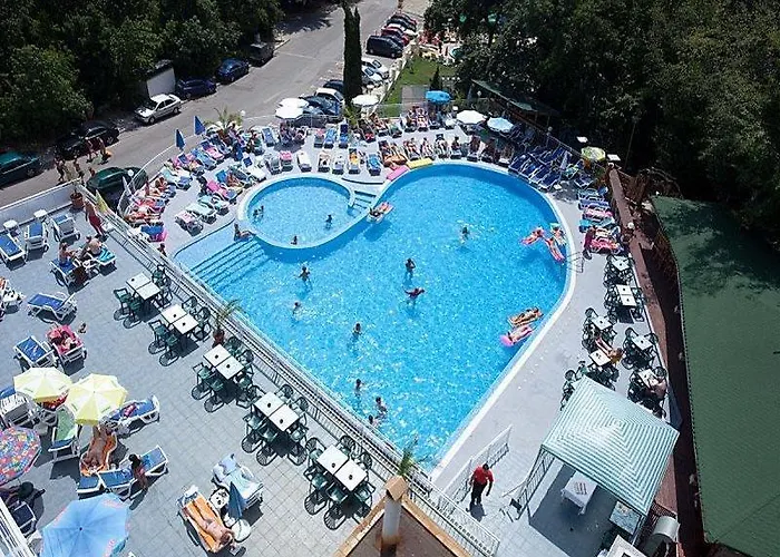 Hotel Pliska 3*
